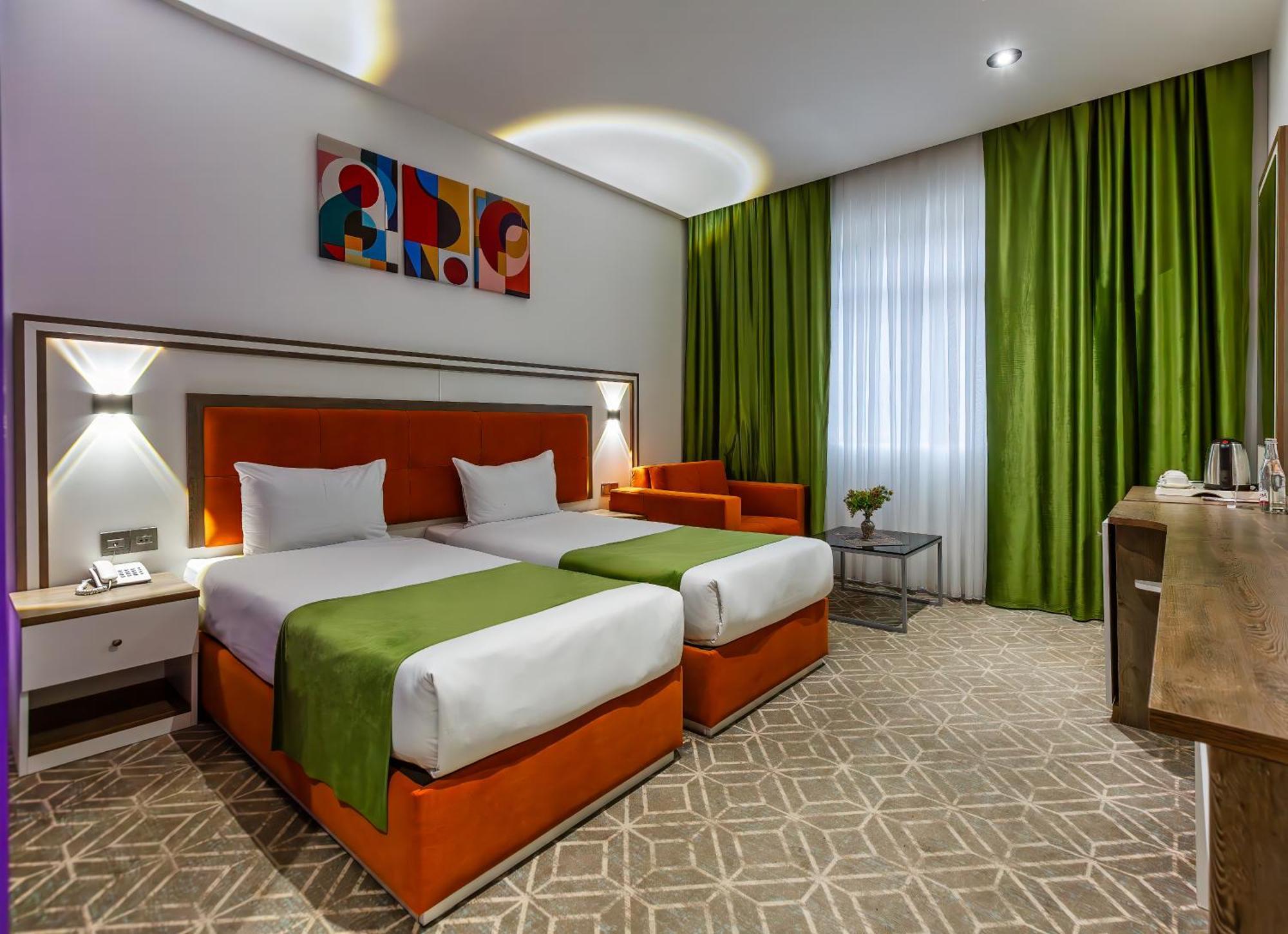 Alba Hotel & Spa Baku Luaran gambar A room at the hotel